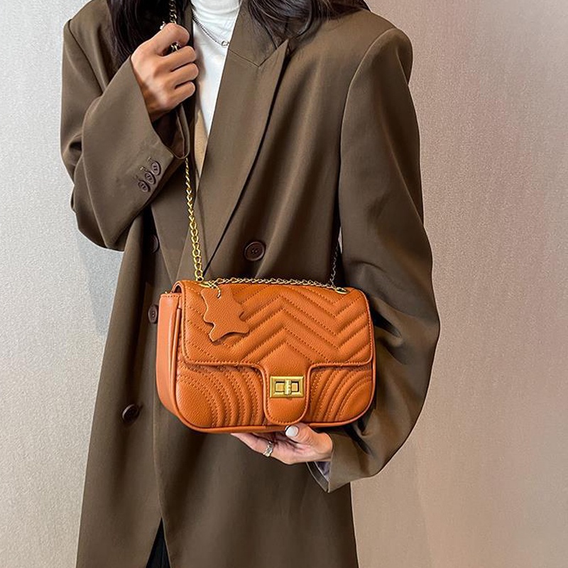 Túi Đeo Vai Hình Vuông Cỡ Nhỏ Phối Dây Đeo Sợi Xích Phong Cách Cổ Điển Thời Trang Cho Nữ