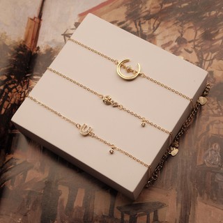 [Novembre] Lắc tay - 068