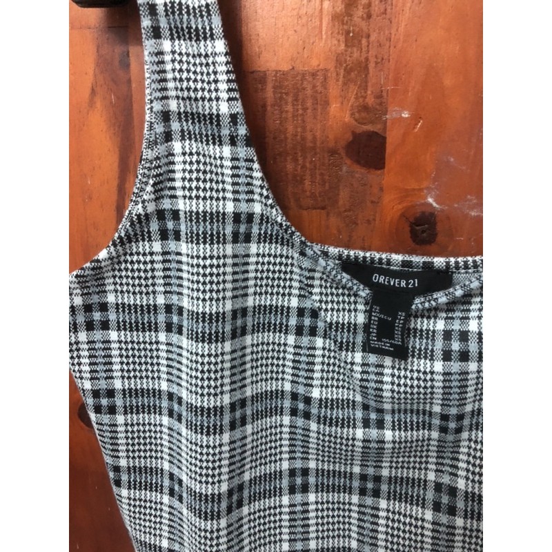 Váy body f21