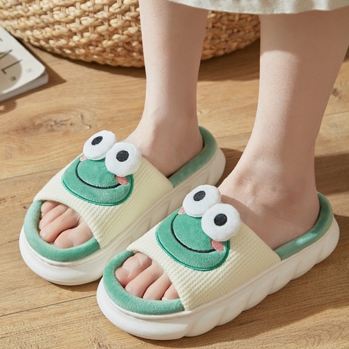 {SẴN GIAO} Tikp Dép bông đi trong nhà con Ếch dễ thươngDép Quai Ngang Đế Dày Chống Trượt 5 Màu Size 36-45 Cho Nam Nữ