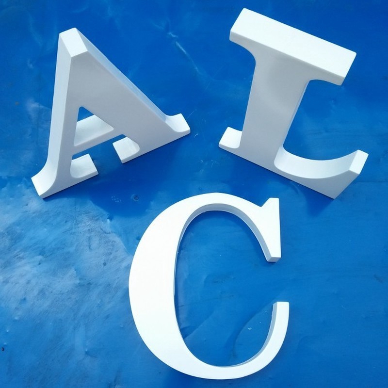 26 Chữ cái bằng gỗ trang trí tiệc cưới