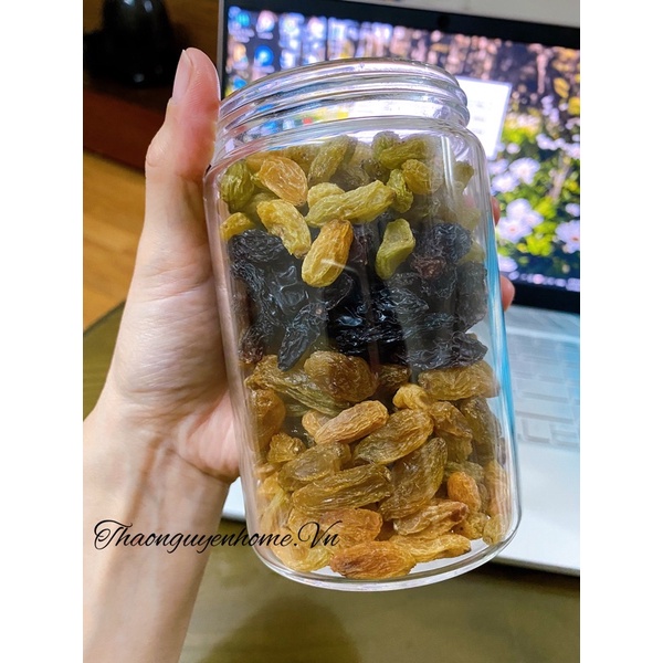 Nho khô  ăn vặt làm bánh