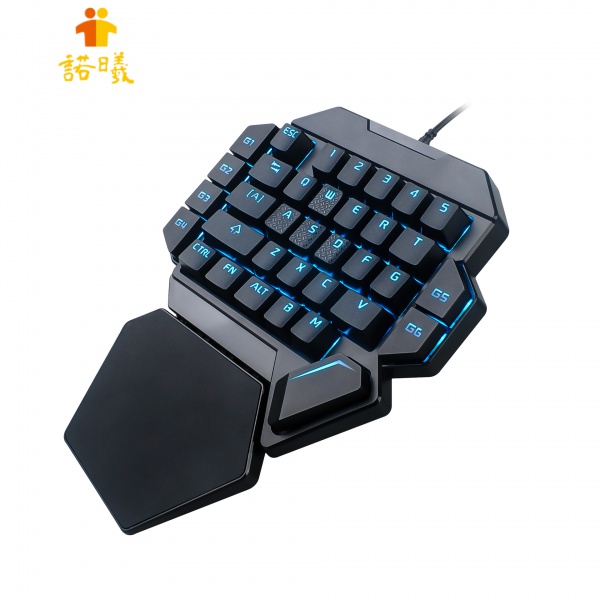 Tay Cầm Chơi Game Có Dây Usb Tiện Dụng | BigBuy360 - bigbuy360.vn