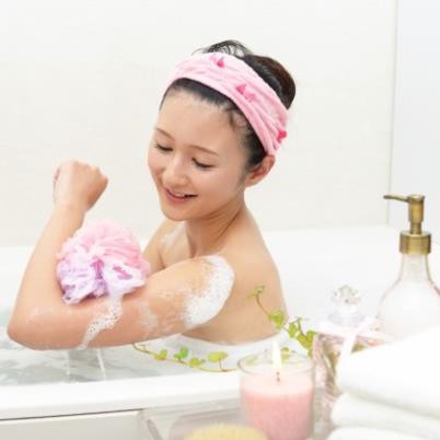 Sữa tắm trắng da Manis White Body Shampoo (2 loại) SakuraCHÍNH HÃNG  tạo bọt mịn màng, sử dụng rất dễ chịu