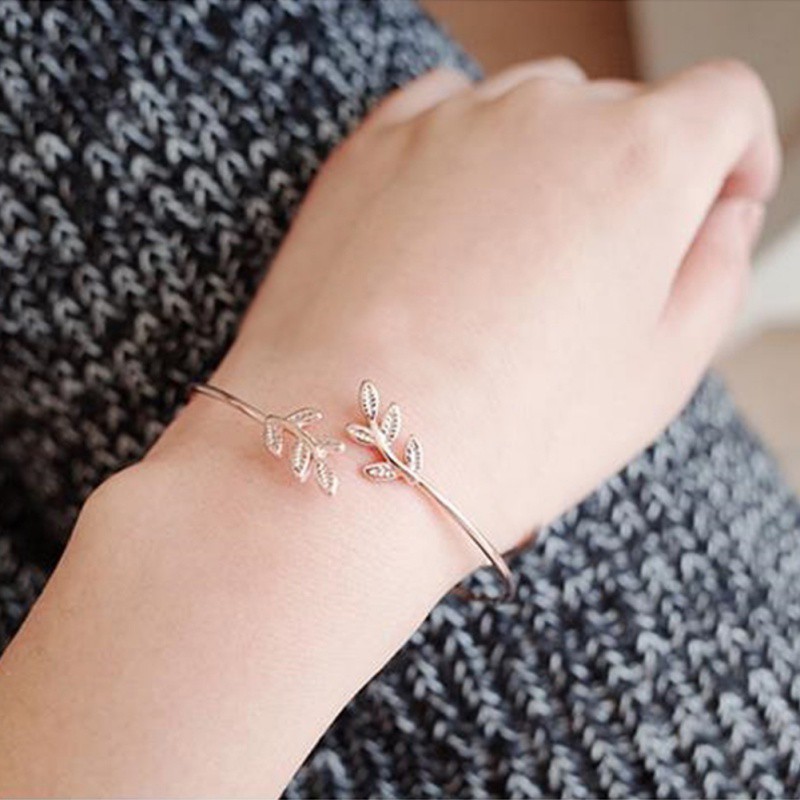 Vòng Tay Hở Hình Lá Ô Liu Dễ Dàng Điều Chỉnh Cho Nữ