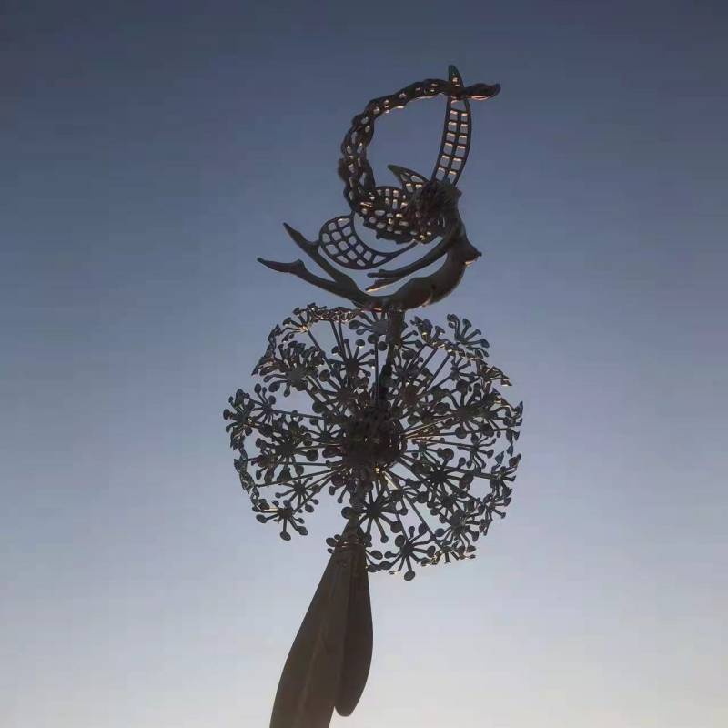 Mô Hình Nàng Tiên Hoa Bồ Công Anh Trang Trí Sân Vườn