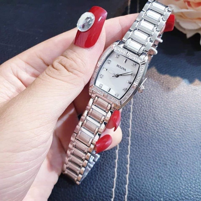 Đồng hồ nữ hiệu BULOVA
