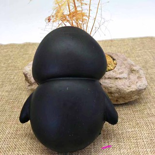 đồ chơi SquiShy chim cánh cụt mập