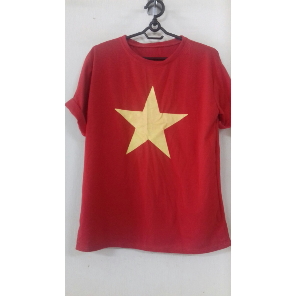 Áo lá cờ Việt Nam, Áo cờ đỏ sao vàng