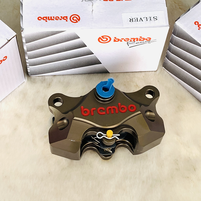 Heo dầu SAU  BREMBO 2 pic đối xứng, sản phẩm có BH 3 tháng sử dụng, có pát cho EX135,150,WINNER, SONIC, RAIDER,SATRIA