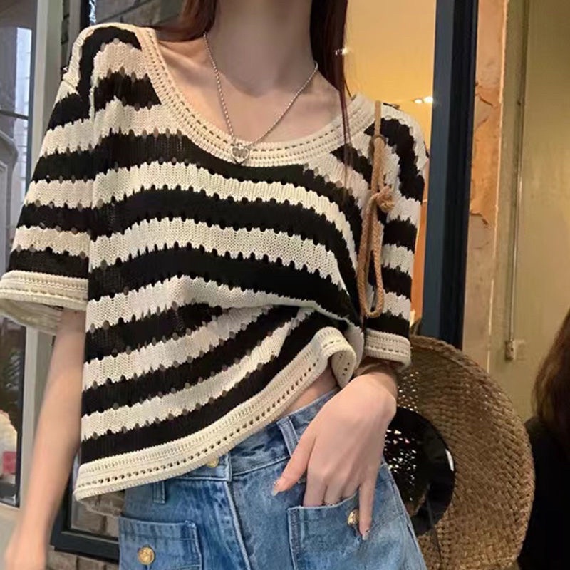Áo Dệt Kim Nữ Ngắn Tay Lỗ Kẻ Sọc Ngang Đen Be Cổ Tròn Basic Năng Động Hot Trend Phong Cách Hàn Quốc Loại 1 Chất Đẹp