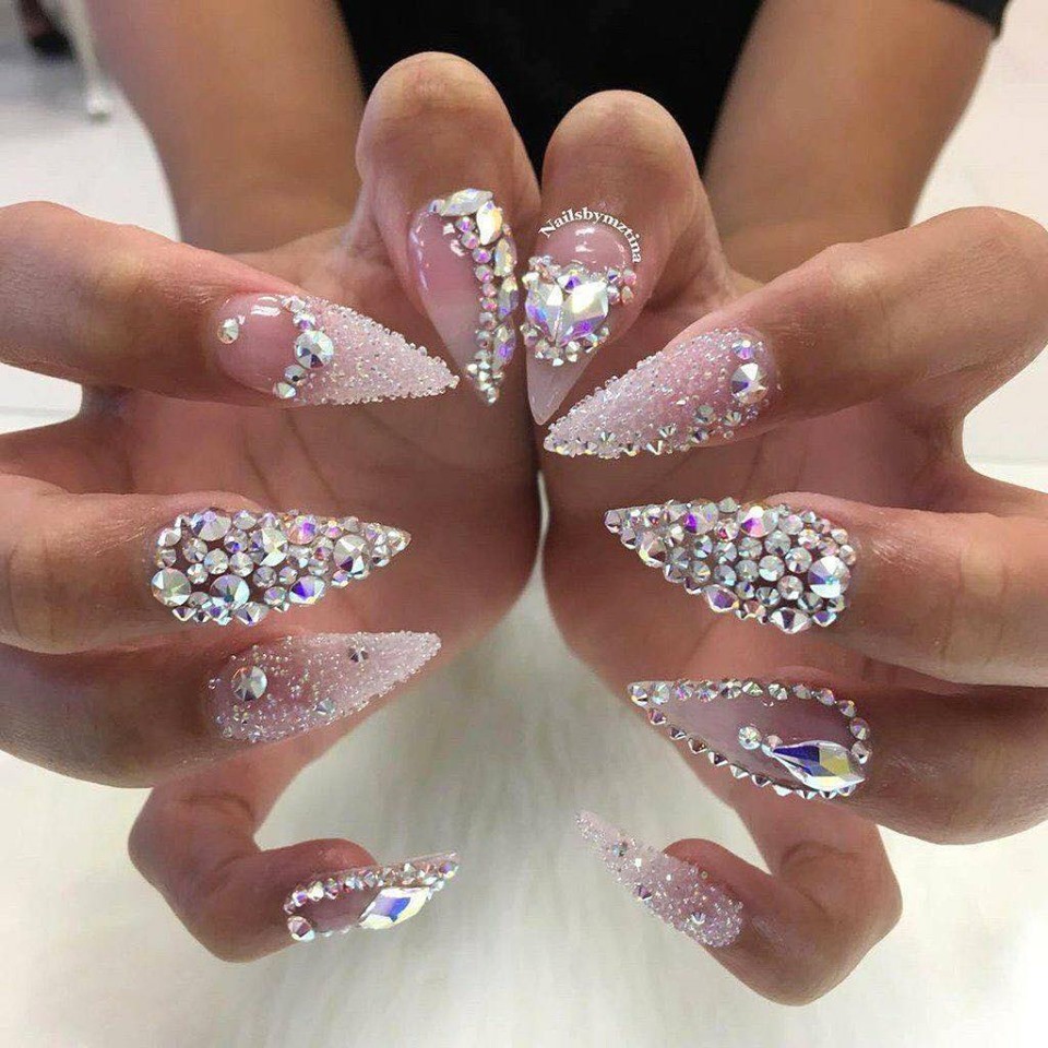 Đá rắc Swarovski siêu sáng ,siêu sang chảnh cho bộ nail