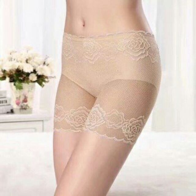Quần đùi váy ren hoa hồng | BigBuy360 - bigbuy360.vn
