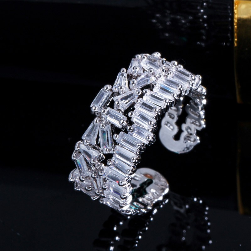 Nhẫn Đính Đá Zircon Aaa Sang Trọng