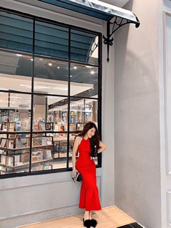 Maxi đỏ cổ yếm đuôi cá