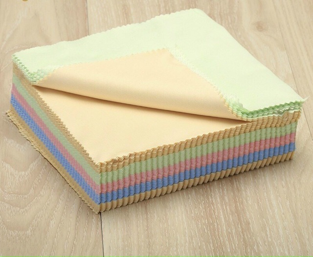 [CHUẨN] 1 CHIẾC KHĂN LAU KÍNH MẮT CHUYÊN DỤNG - LOẠI CAO CẤP, MỀM MỊN MK1061 - GIAO MÀU NGẪU NHIÊN | BigBuy360 - bigbuy360.vn