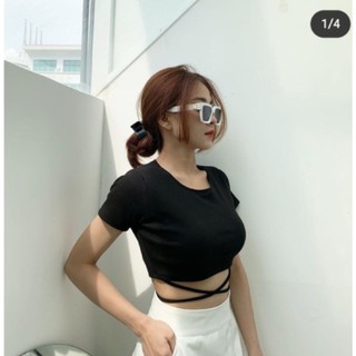 Áo croptop có dây thắt eo