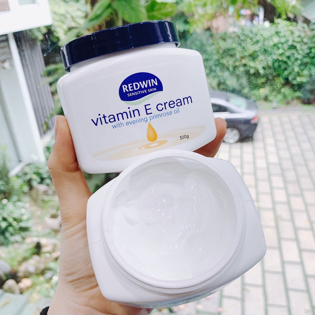 Kem Dưỡng Da Dưỡng Ẩm Redwin Vitamin E Cream Úc 300g