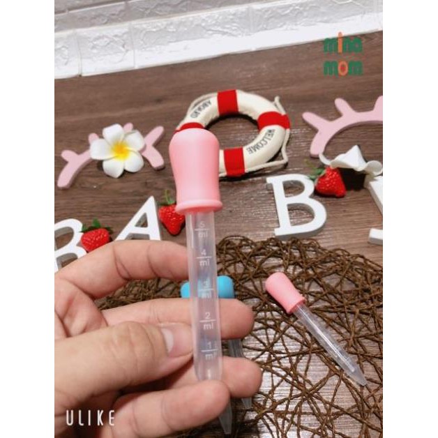 [XẢ TOÀN BỘ HÀNG] Ống hút sữa, bón thuốc loại 5ml MB002