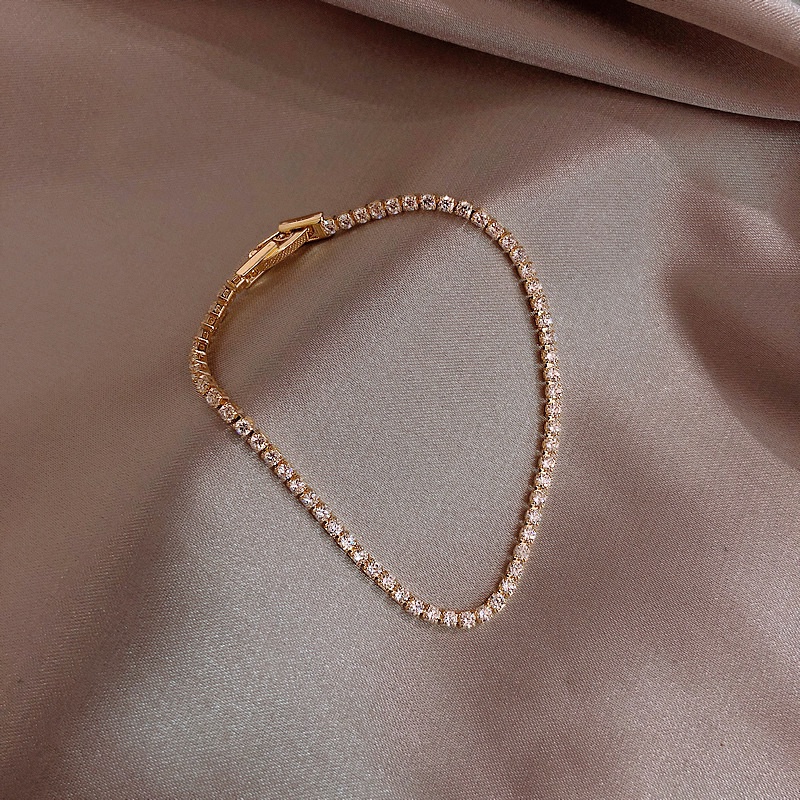 Vòng Tay Thiết Kế Cỡ Nhỏ Đính Đá Zircon Thời Trang Sang Trọng Cho Nữ