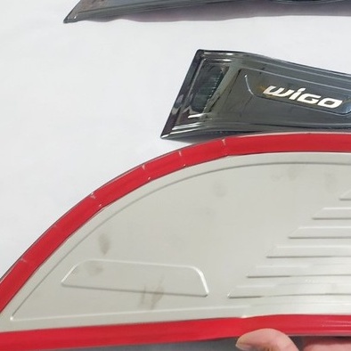 Ốp Tapli Cánh Cửa, Màng Loa xe Toyota Wigo 2018 - 2021 Mẫu Titan cao Cấp