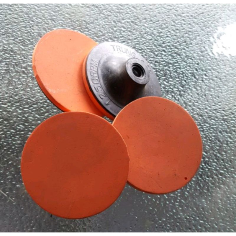 Đế dán chà giấy nhám tròn 100mm có hai loại