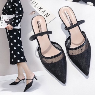 Xục lưới chấm bi