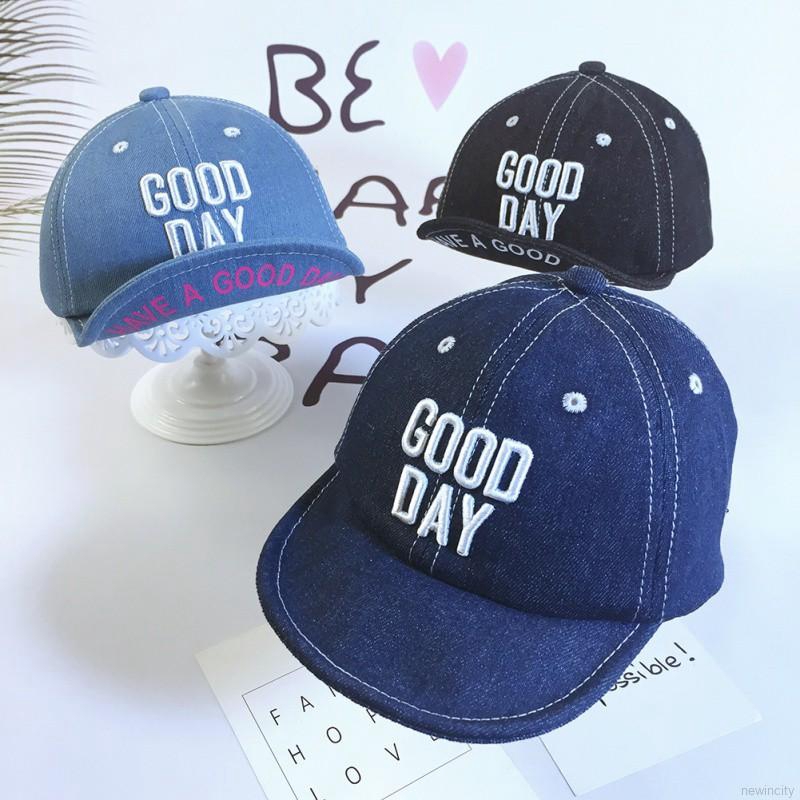 Nón cao bồi phong cách hip hop có in chữ cho bé