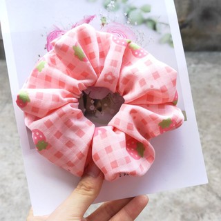 Dây buộc tóc Scrunchies caro dâu