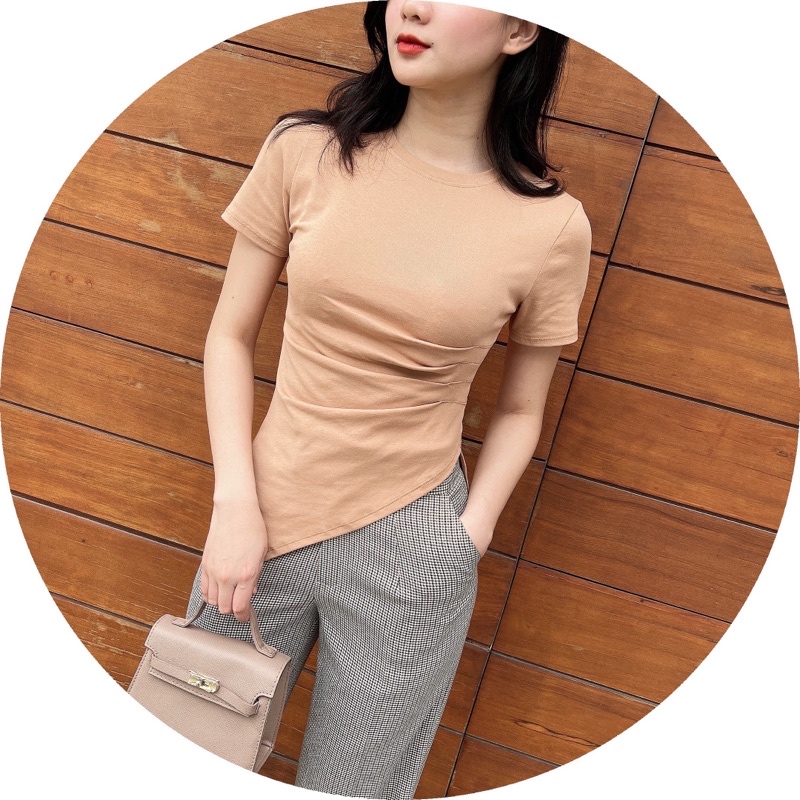 Áo thun bozip xếp ly bên