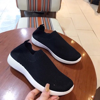 Slip on chất thun nhẹ mang cực êm