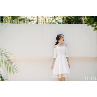 Đầm trễ vai tiểu thư