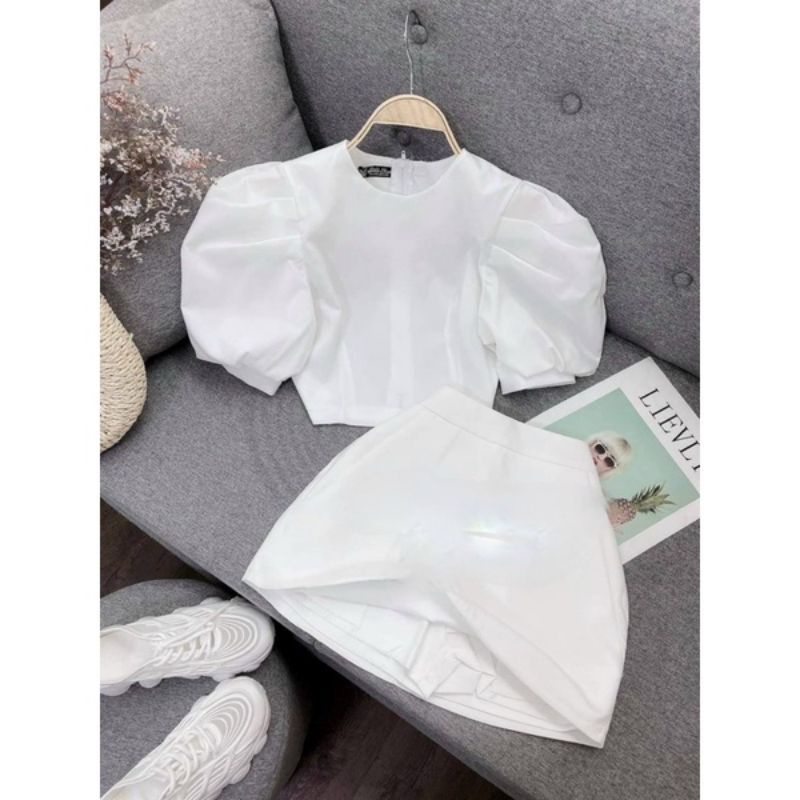 [Mã FAMARAL1 giảm 10k đơn 50k] Áo croptop tay phồng cổ tròn mã số 2401