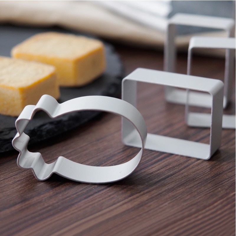 Khuôn nhấn bánh dứa các hình