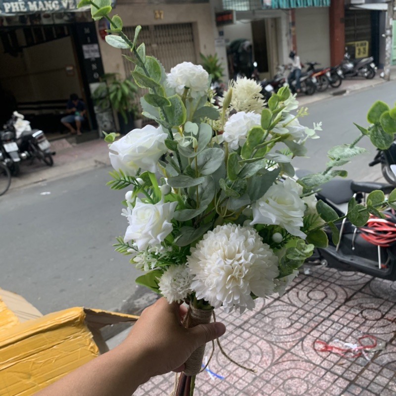 Hoa cưới cầm tay bó tầm trung - Hoa phù dâu - hoa cô dâu 2021 Giangpkc