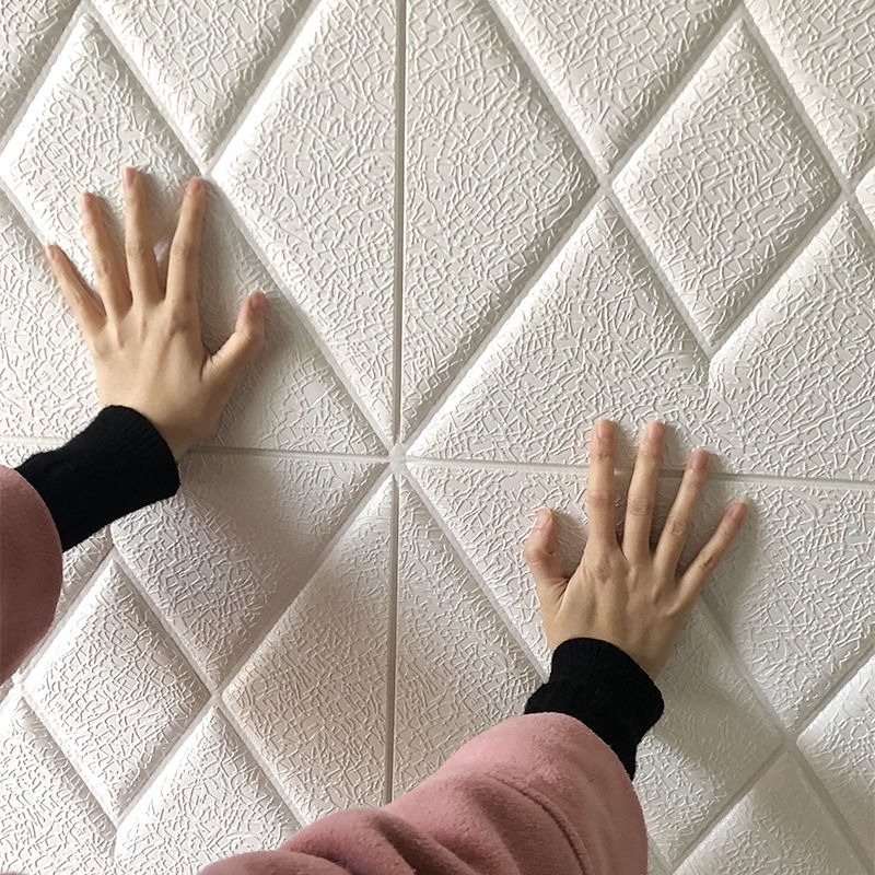 Miếng giấy dán tường làm nền trang trí 3D mềm mại chống va đập tiện lợi | BigBuy360 - bigbuy360.vn