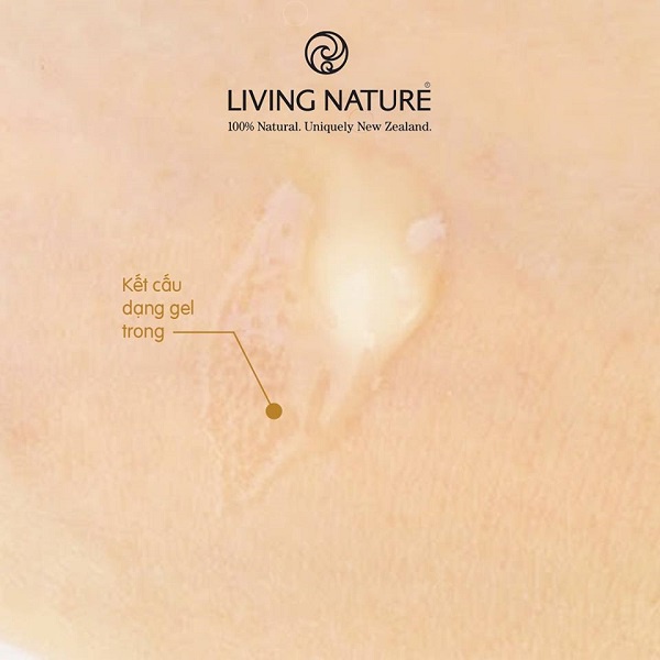 Sữa Rửa Mặt Cho Da Dầu, Dễ Nổi Mụn Living Nature Purifying Cleanser 100 ml | BigBuy360 - bigbuy360.vn