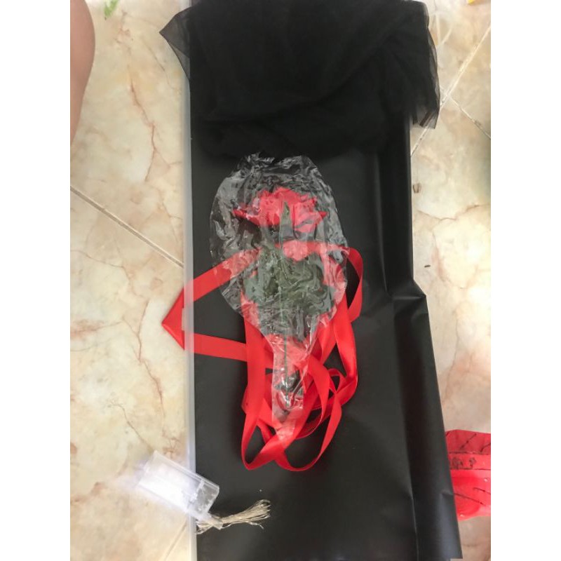 Sét nguyên liệu làm 1 hoa hoa bóng màu sắc ghi chú