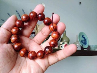 Vòng gỗ sưa Quảng Bình