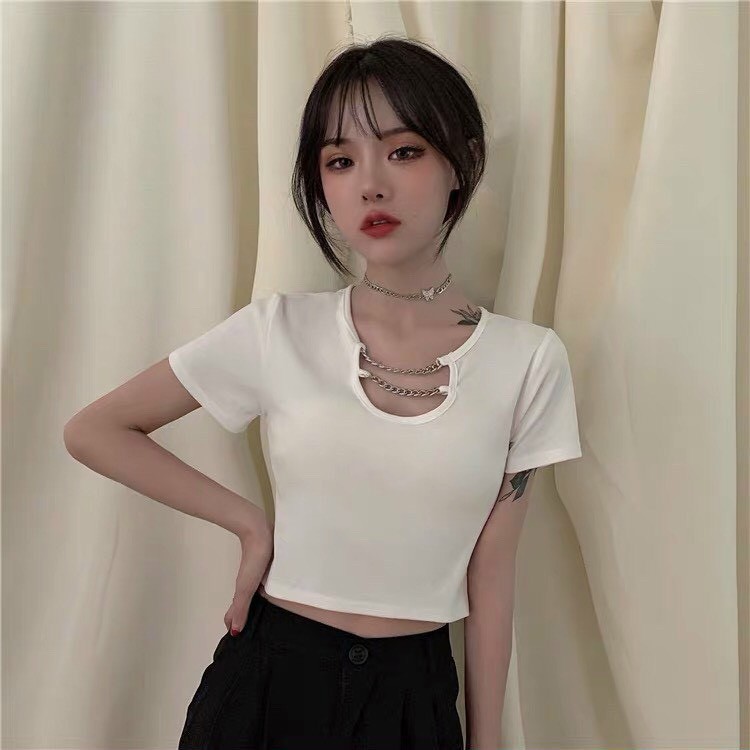 Áo kiểu croptop phối 2 dây xích cổ cực xinh , chất thun bozip mềm mịn