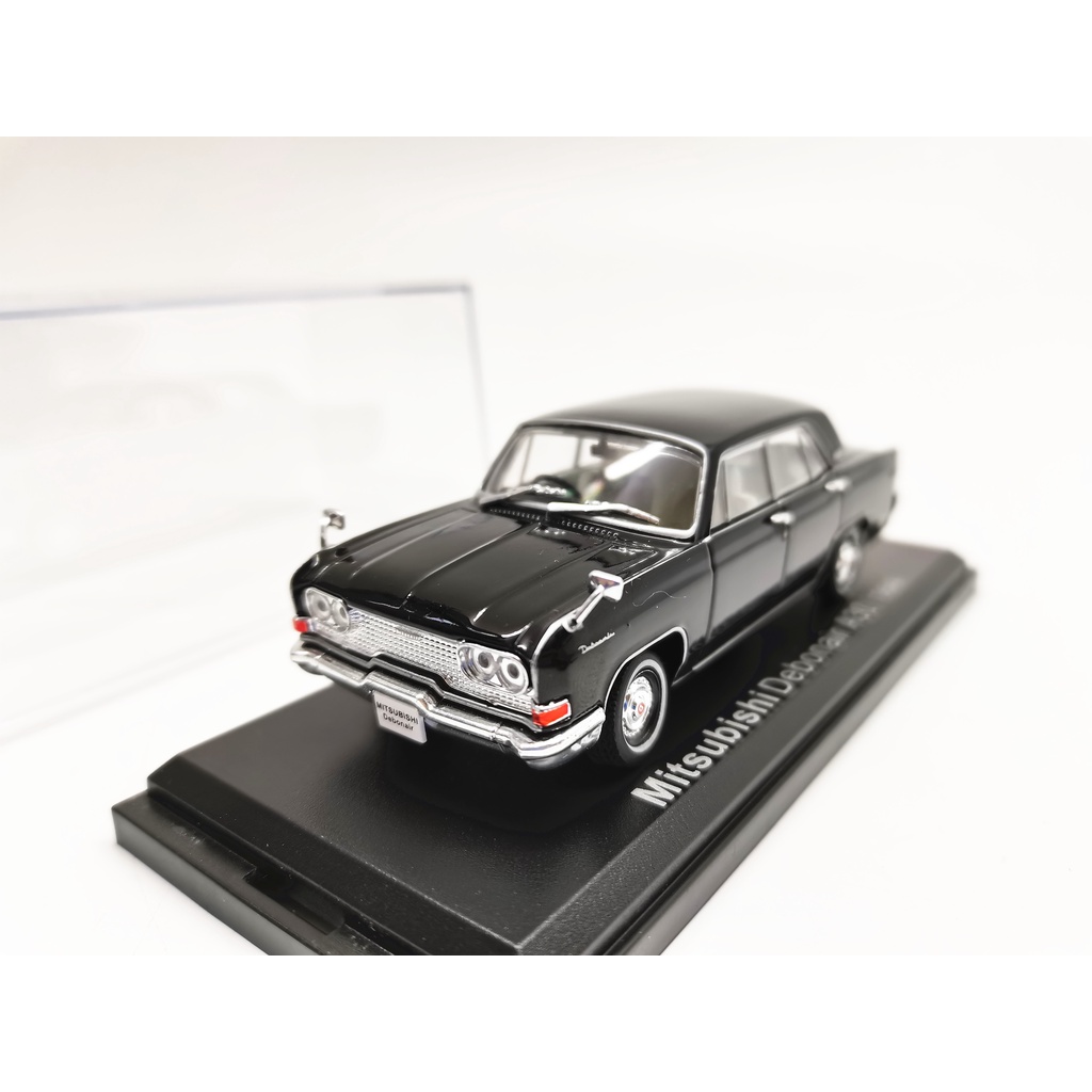 Mô Hình Xe Hơi Mitsubishi debonair A30 1964 Bằng Hợp Kim Tỉ Lệ 1: 43