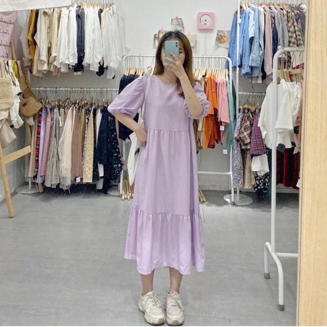 Váy tay bồng xếp tầng