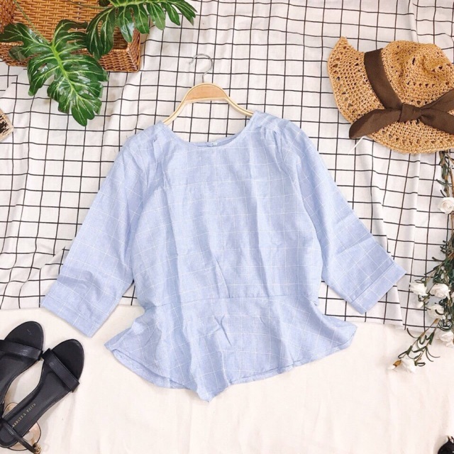 Áo peplum kẻ sọc
