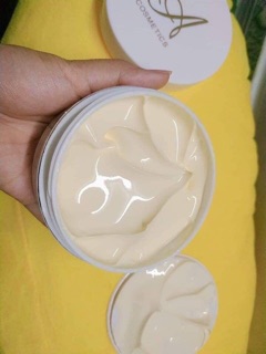 Kem body mềm