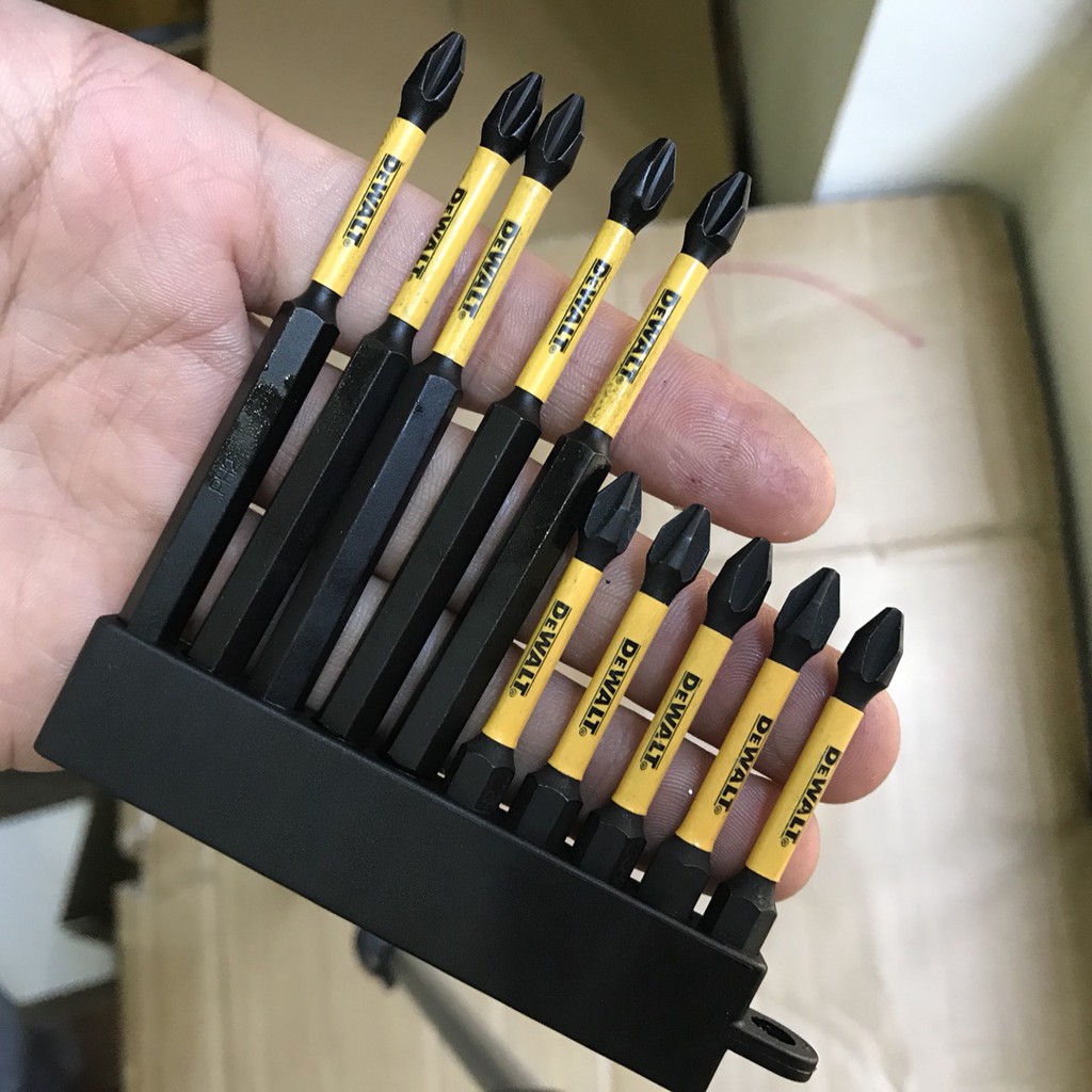 Trọn Bộ 10 Mũi Vít Dewalt Hàng Nhập Mỹ Ph2 kèm đế gắn vít