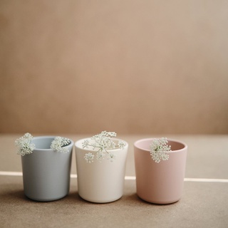 Cốc uống nước Mushie cho bé