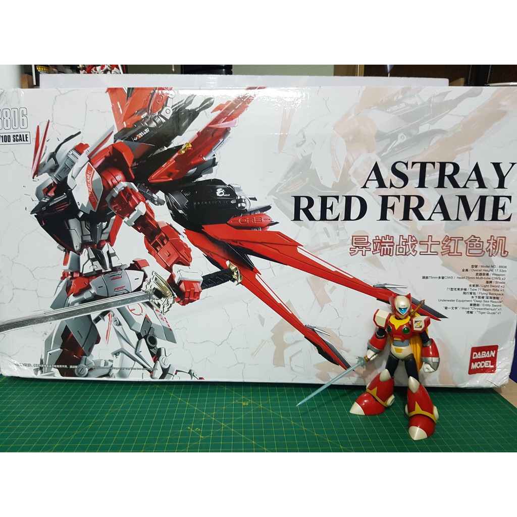 Mô hình nhựa lắp ghép MG 1/100 Gundam Astray Red Frame Flight Unit Daban