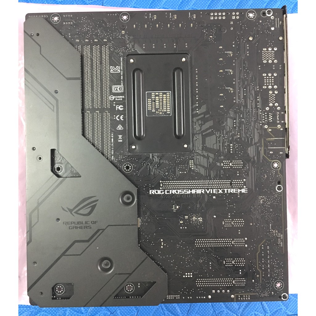 [Hàng nhập Mỹ] Asus Crosshair VI Extreme Mainboard - Bo mạch chủ nền tảng AMD socket AM4