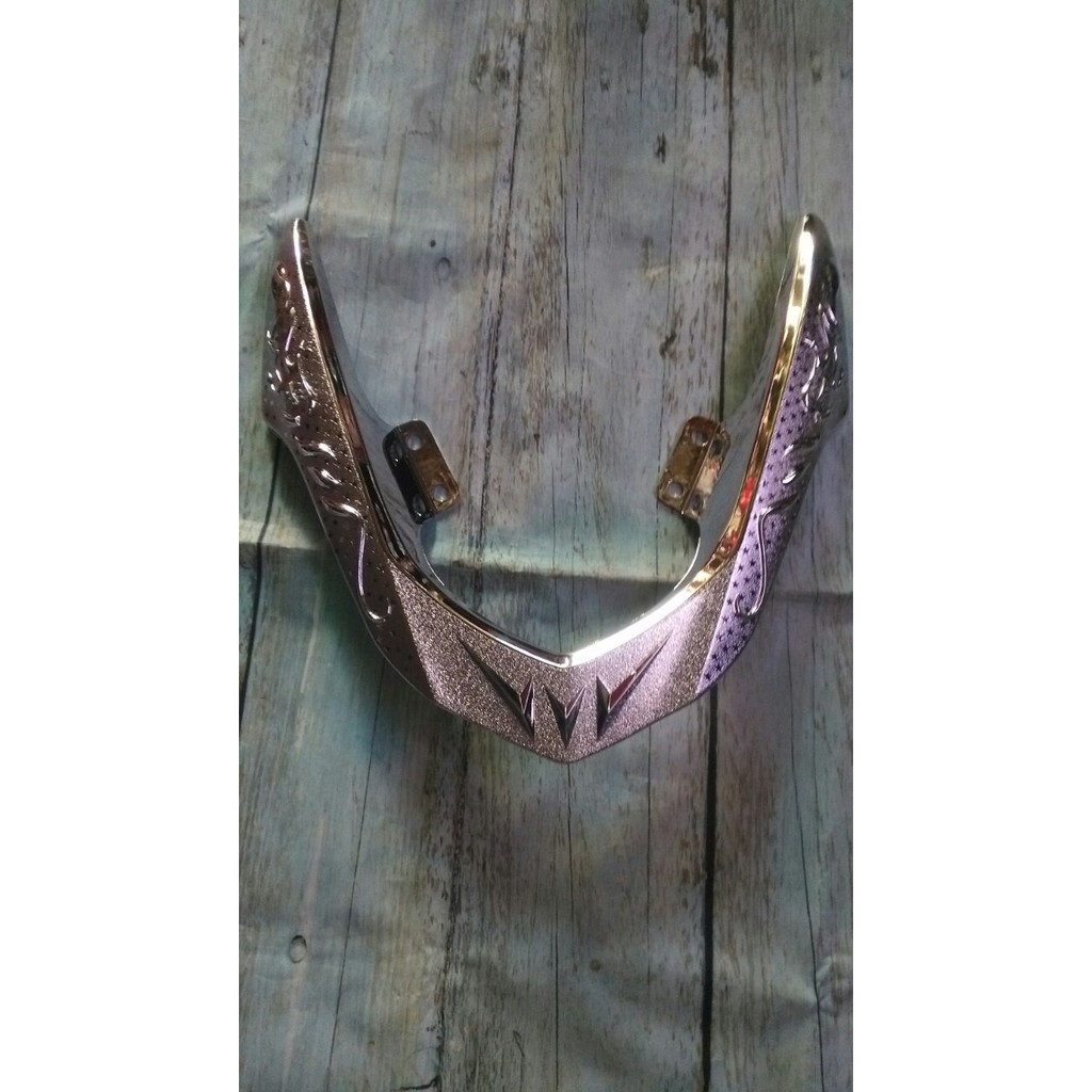 Ốp cảng sau tay dắt xe future 2018 đến 2020  TRẮNG CROM