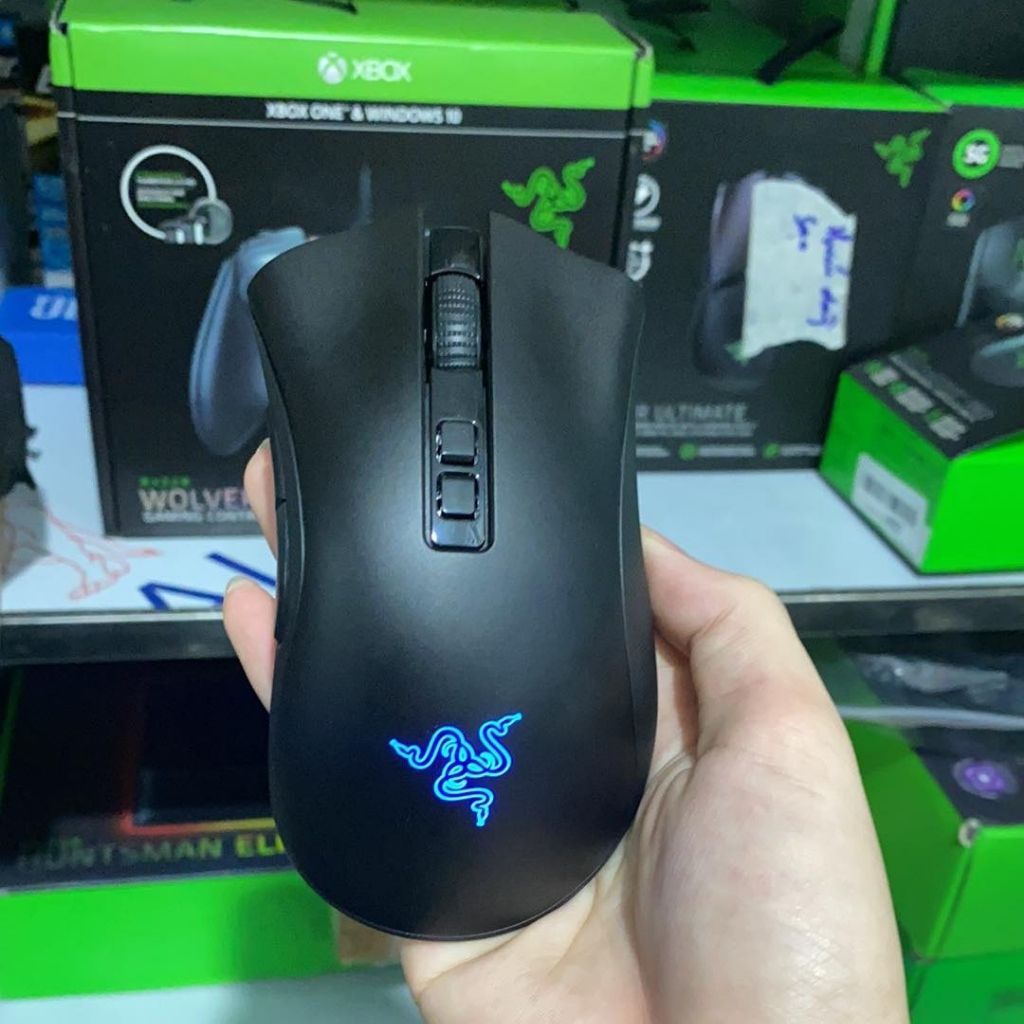 Chuột gaming không dây Razer DeathAdder v2 Pro Wireless